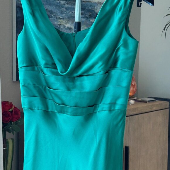 Dina Bar-El Emerald Green Silk Gown - Picture 2 of 9